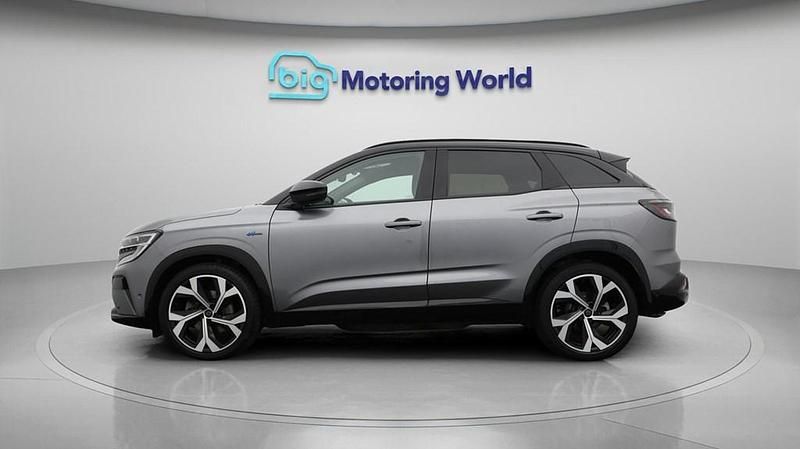 Used Renault Austral Techno Esprit Alpine 200 HP (147 kW) 2024 Grey SUV