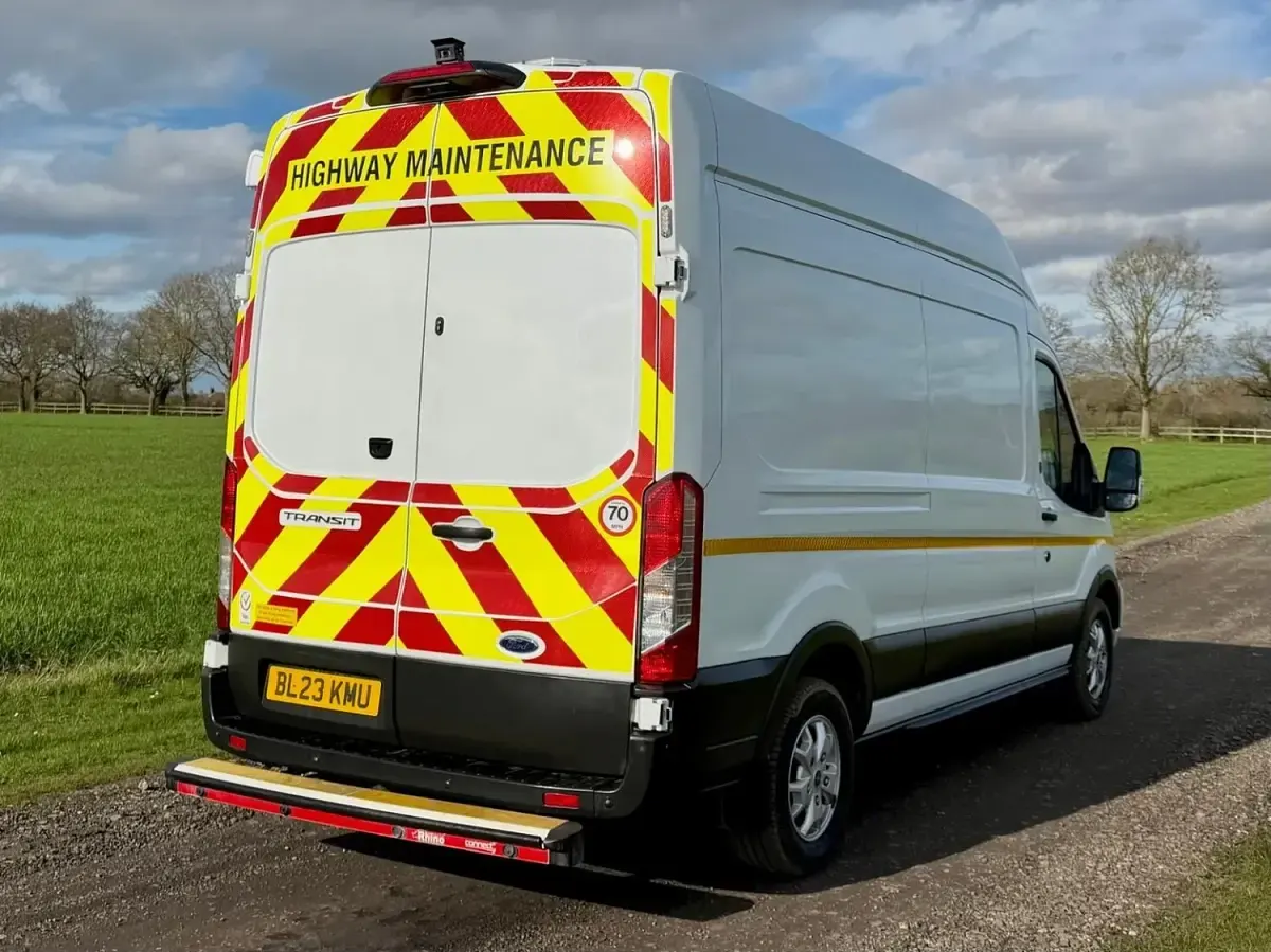 Used Ford Transit Limited 170 HP (125 kW) 2023 White Van