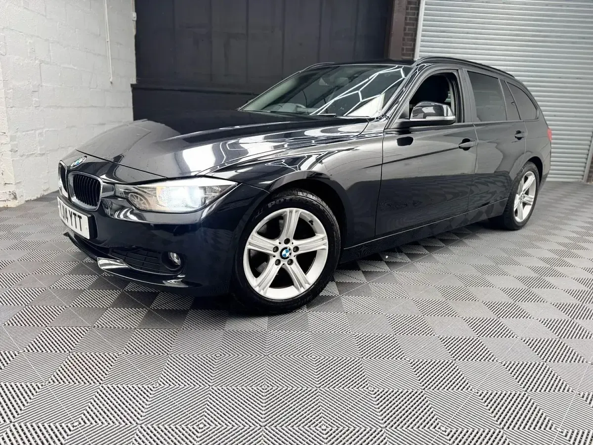 Used BMW 320 Comfort Edition 2014 Black Estate