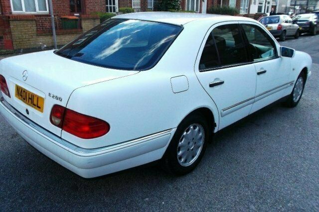 Used Mercedes E200 1996 Sedan
