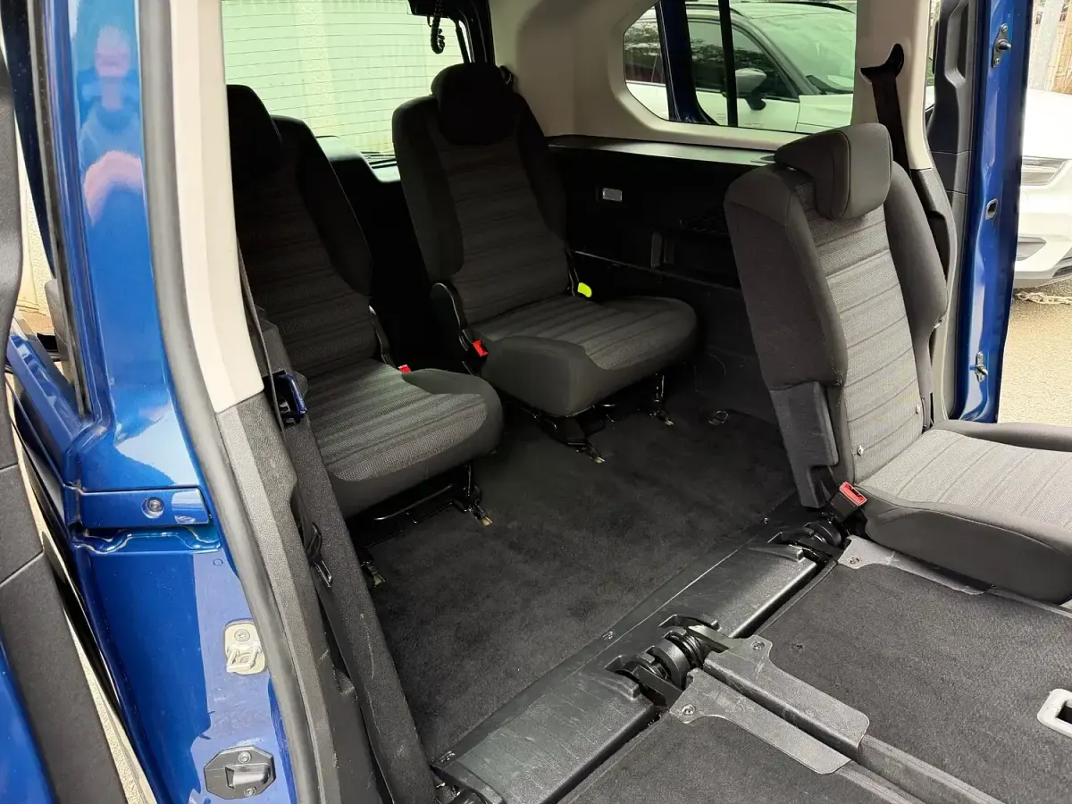Used Vauxhall Combo 2022 Blue MPV