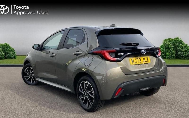 Used Toyota Yaris Hybrid Design 116 HP (85 kW) 2026 Hatchback