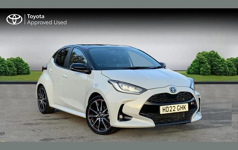 Other Used 2022 Toyota Yaris Hybrid Sport Hatchback | £18,244 (Fair price) - Image 1/4