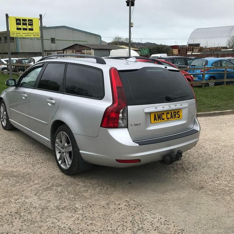 Used Volvo V50 SE 2009 Silver Estate