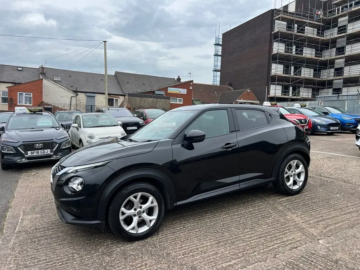 Used Nissan Juke N-Connecta 2022 Black SUV
