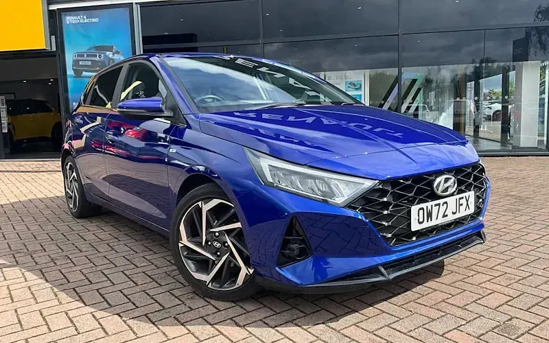 Used Hyundai i20 Premium 101 HP (74 kW) 2023 Hatchback