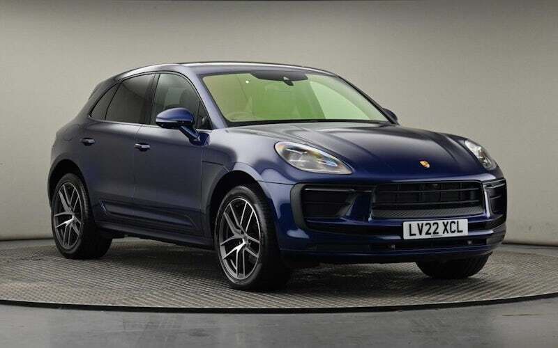 Used 2026 Porsche Macan SUV | £47,900 - Image 1/4