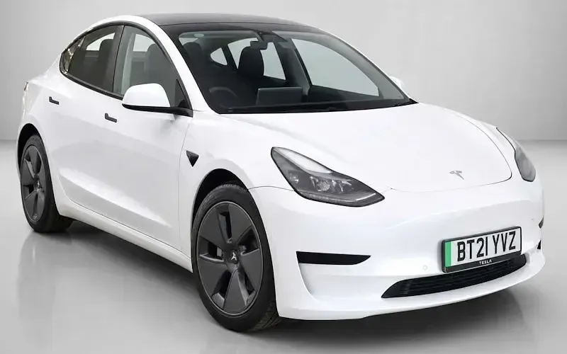 Used Tesla Model 3 Standard Range 180 kW (245 HP) 2021 Sedan