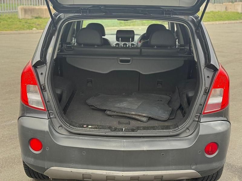 Second-hand Vauxhall Antara 184 CP (135 kW) 2013 Gri SUV