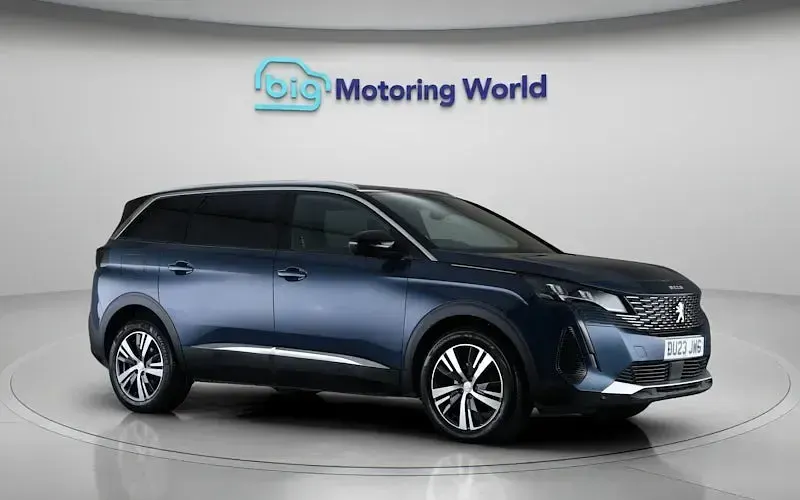Used Peugeot 5008 Allure+ 131 HP (96 kW) 2023 Blue SUV