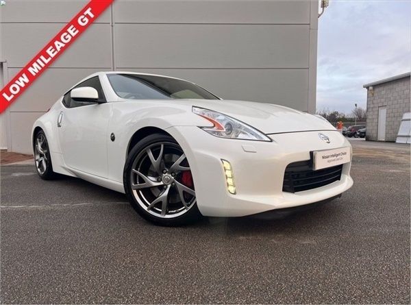 Storm white Used 2017 Nissan 370Z GT Coupe | £24,995 - Image 1/4