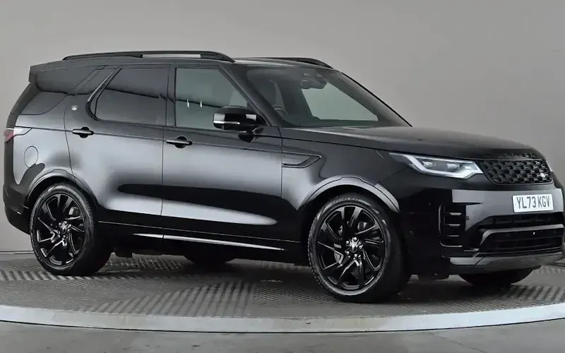 Used Land Rover Discovery 5 SE Dynamic 300 HP (220 kW) 2023 SUV