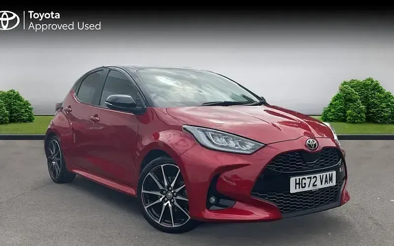 Second-hand Toyota Yaris Hybrid Sport 116 CP (85 kW) 2023 Hatchback