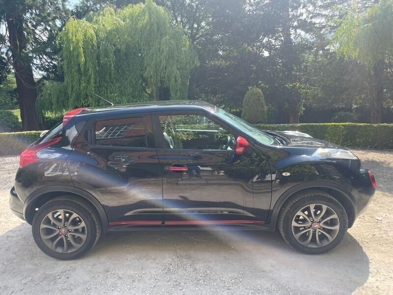 Black Used 2014 Nissan Juke Tekna SUV | £5,495 (Fair price) - Image 1/4