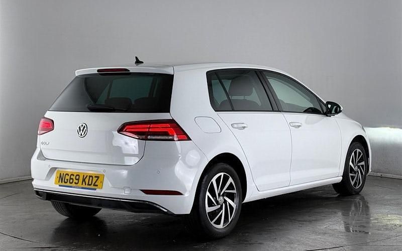 Used VW Golf VII Edition 150 HP (110 kW) 2020 White Hatchback