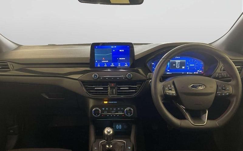 Used Ford Focus ST-Line X 125 HP (91 kW) 2021 Hatchback