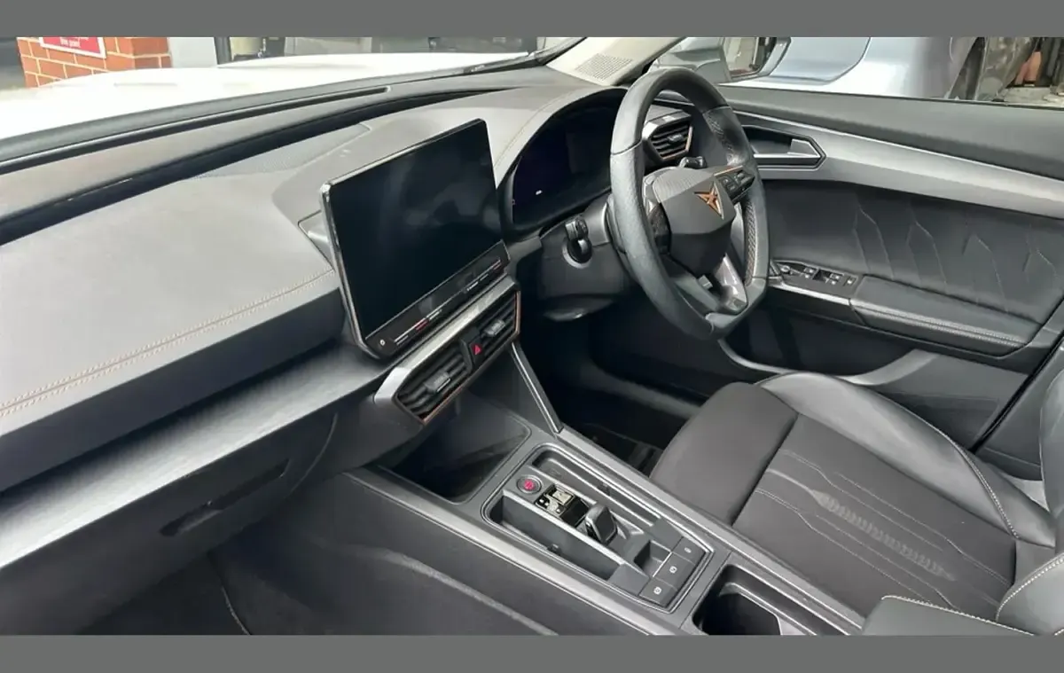 Used Cupra Formentor 150 HP (110 kW) 2023 White SUV