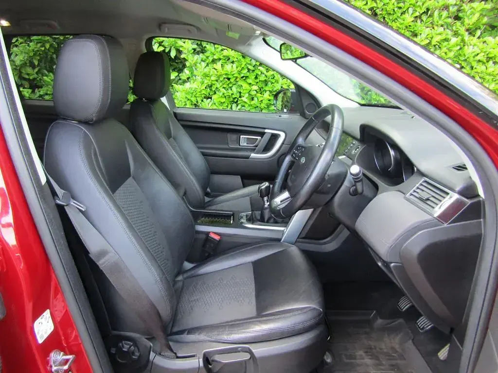 Used Land Rover Discovery Sport SE 2019 Red SUV