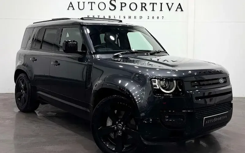 Używany Land Rover Defender HSE Dynamic 300 KM (220 kW) 2024 SUV