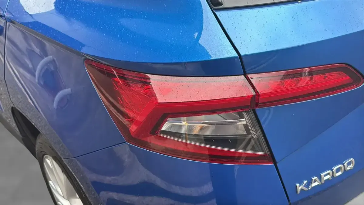 Used Skoda Karoq SE L 148 HP (108 kW) 2020 Blue SUV