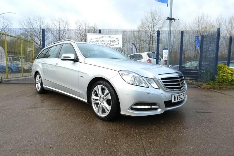 Silver Used 2010 Mercedes E250 Avantgarde Estate | £4,995 (Fair price) - Image 1/4