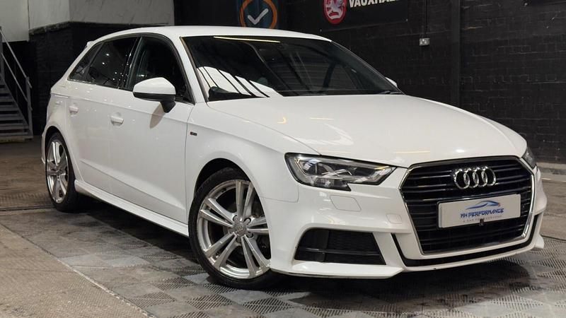 Used Audi A3 Sportback S-Line 150 HP (110 kW) 2016 White Hatchback