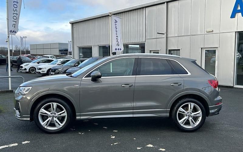 Used Audi Q3 S-Line 150 HP (110 kW) 2023 SUV