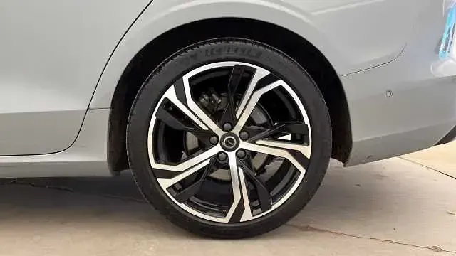 Used Volvo V60 Ultra 194 HP (142 kW) 2026 Estate