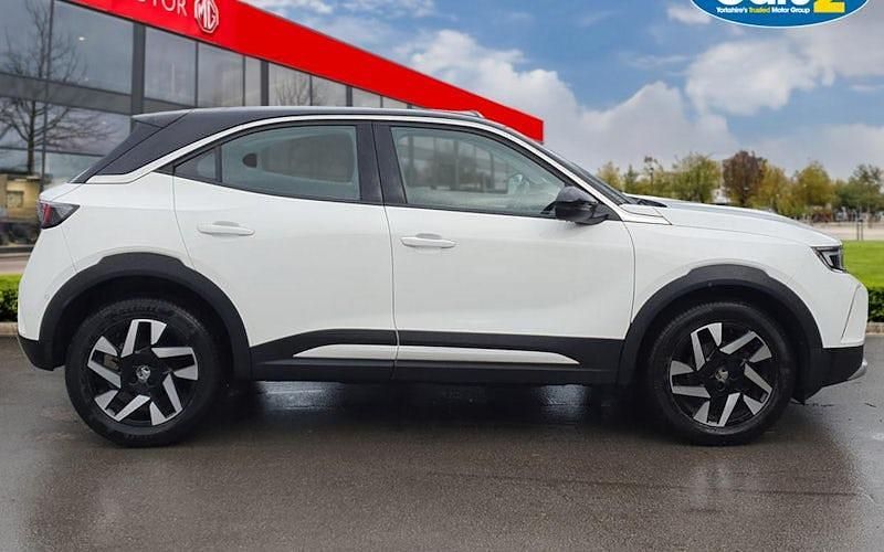 Used Vauxhall Mokka Edition 101 HP (74 kW) 2022 White SUV