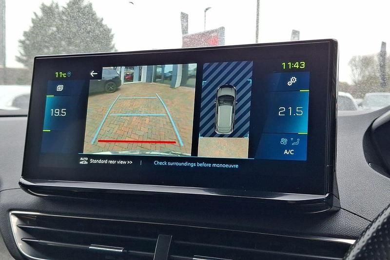 Used Peugeot 3008 GTi 222 HP (163 kW) 2021 Red SUV