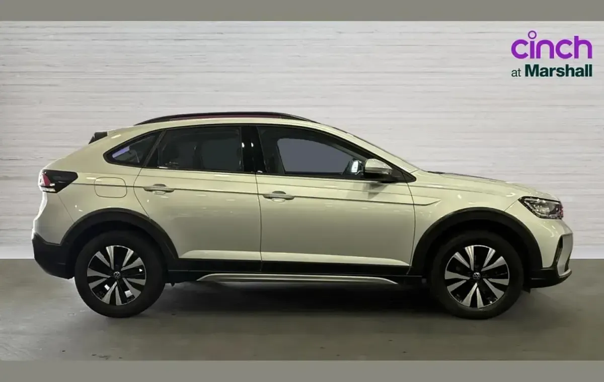Used VW Taigo Life 95 HP (69 kW) 2022 Silver SUV
