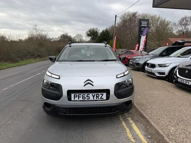 Used Citroën C4 Cactus Feel 82 HP (60 kW) 2016 Silver Hatchback