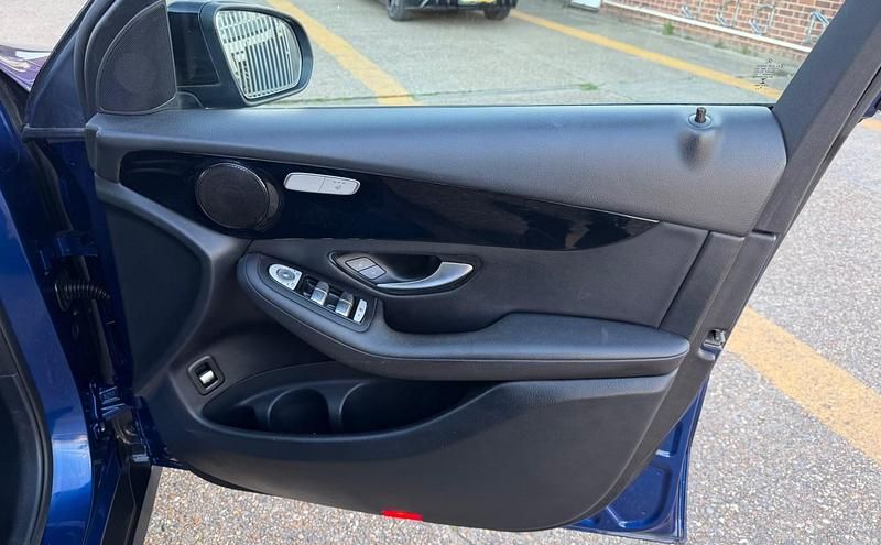 Used Mercedes GLC220 Urban 2019 Blue SUV