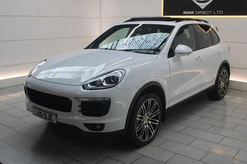 Used Porsche Cayenne 2016 White SUV