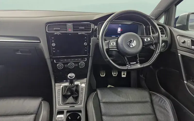 Used VW Golf VII R 310 HP (228 kW) 2017 Black Hatchback