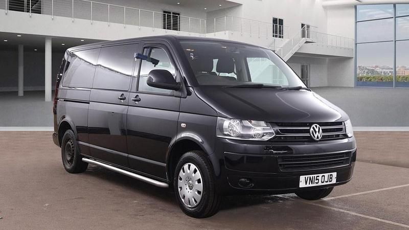 Used VW Shuttle SE 140 HP (102 kW) 2015 Black MPV