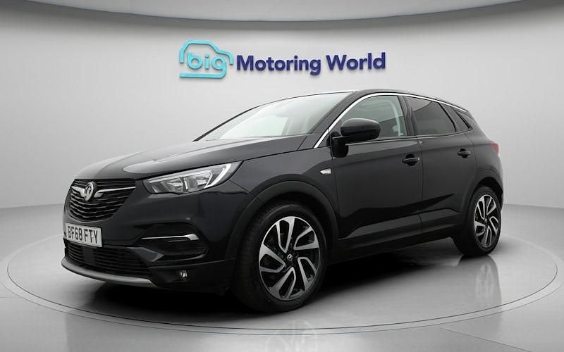 Used Vauxhall Grandland X Elite 120 HP (88 kW) 2018 Black SUV