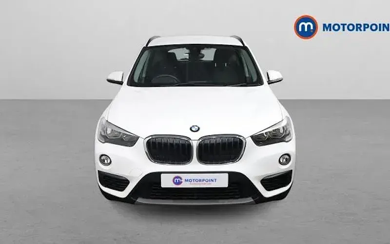 Używany BMW X1 150 KM (110 kW) 2019 Biały SUV