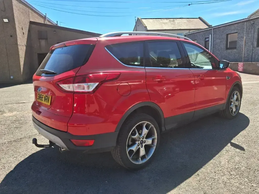 Used Ford Kuga Titanium 2016 Red SUV