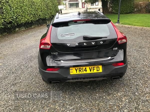 Used Volvo V40 2014 Black Hatchback