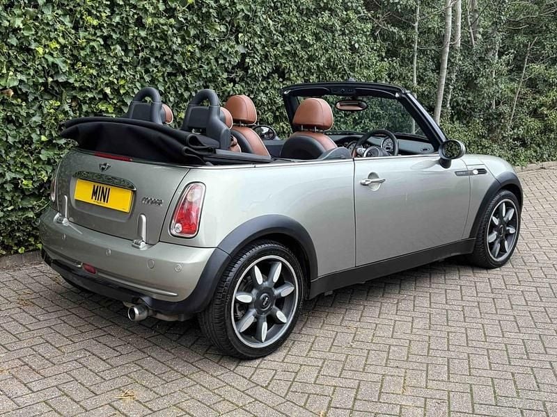 Used Mini Cooper Cabriolet 2007 Sparkling silver metallic Cabriolet