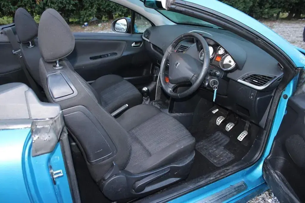 Used Peugeot 207 GTi 2011 Blue Cabriolet