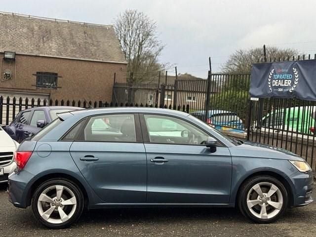 Used Audi A1 Sportback Sport 125 HP (91 kW) 2015 Blue Hatchback