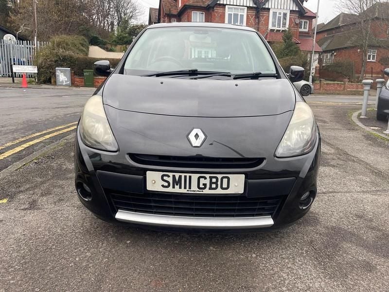 Used Renault Clio II Dynamique 75 HP (55 kW) 2011 Black Hatchback