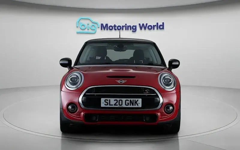 Used Mini Cooper S Classic 192 HP (141 kW) 2020 Red Hatchback
