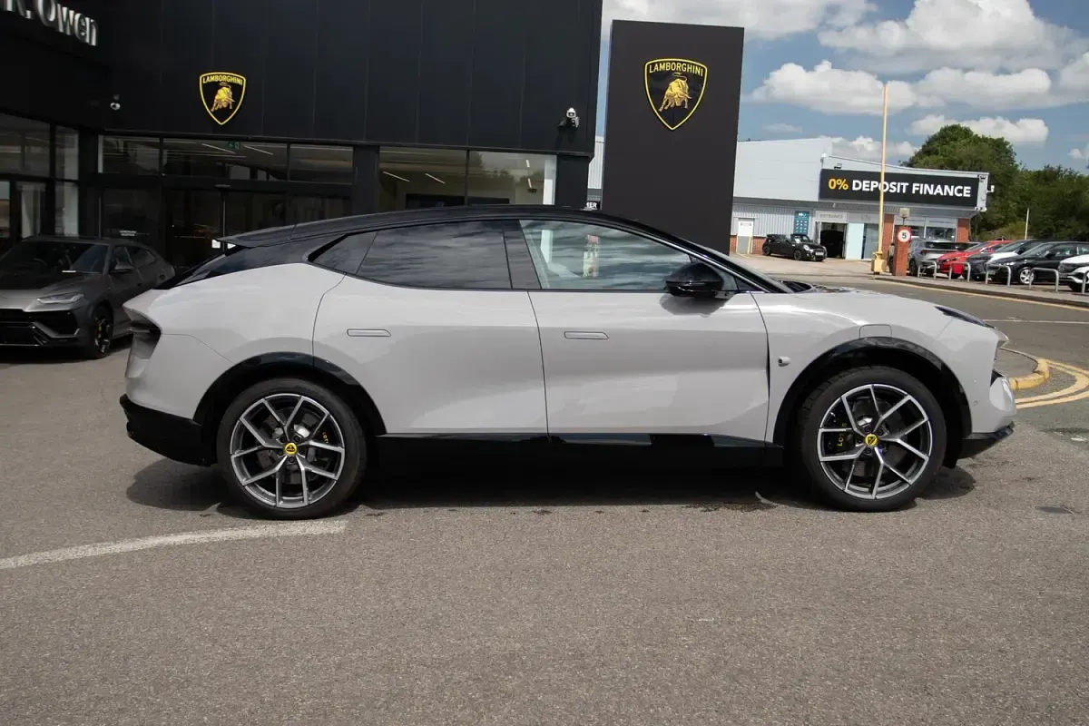 Used Lotus Eletre 450 kW (612 HP) 2024 Grey SUV