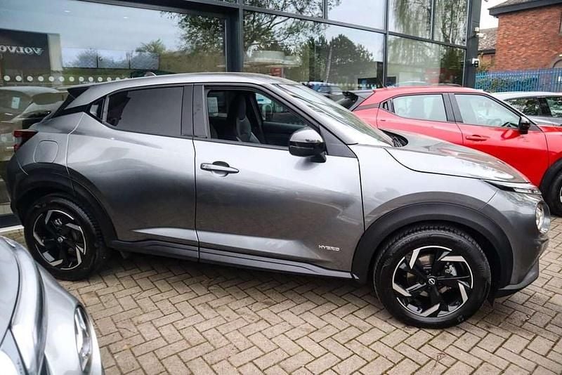 Used Nissan Juke N-Connecta 143 HP (105 kW) 2023 Grey SUV