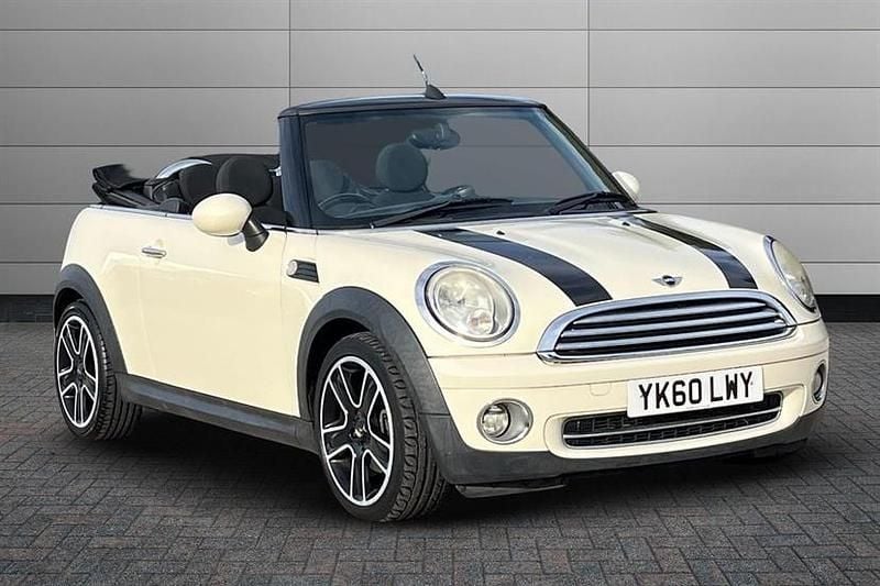 White Used 2010 Mini Cooper Cabriolet Cabriolet | £4,250 (Good price) - Image 1/2
