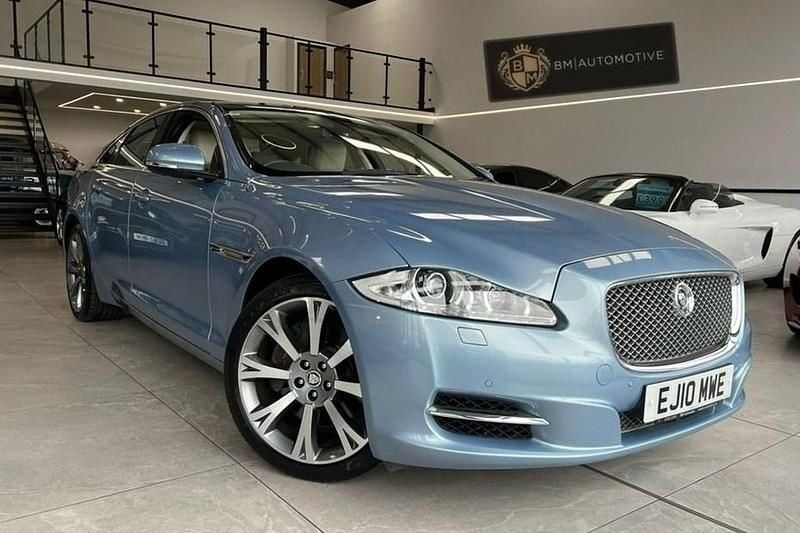 Used Jaguar XJ Portfolio 275 HP (202 kW) 2010 Blue Sedan