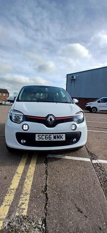 Used Renault Twingo Dynamique 2016 White Hatchback